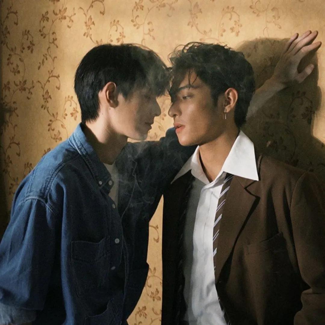 中國耽美小說-中國耽美-中國原耽-BL小說-BL-初三的六一兒童節-GagaOOLala-何昶希-何衍朝-蛇蠍點點