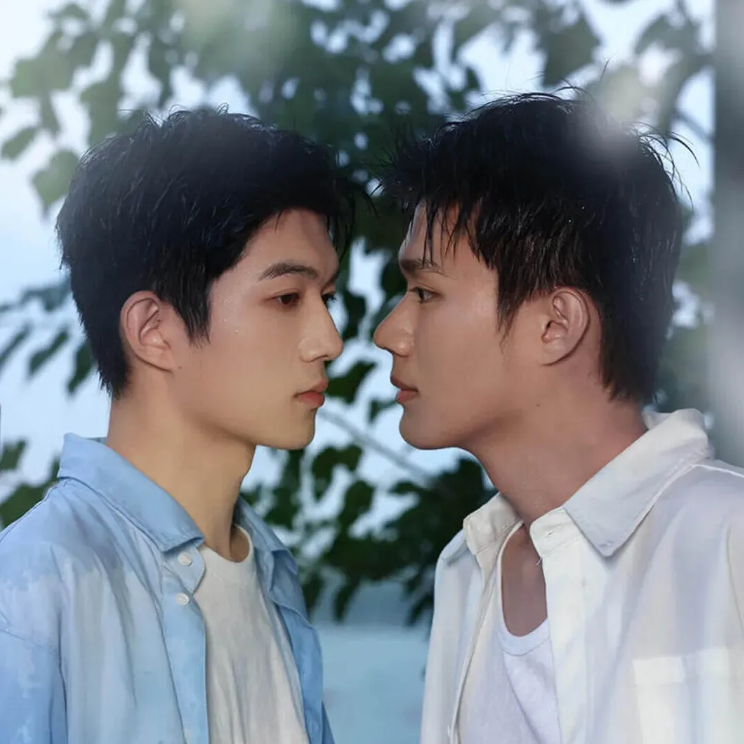 改編中國經典耽美小說的 BL 影集《你的心事映在我的眉間》已於 GagaOOLala 上架播出-重塑千禧美學-BL 影集-BL劇-陸腐劇-未名湖畔的愛與罰-你的心事映在我的眉間-GagaOOLala